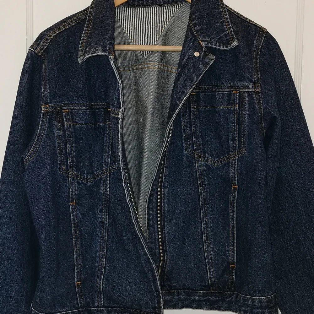 Tommy Hilfiger zip up dark wash denim jacket women's Medium - Picture 2 of 7